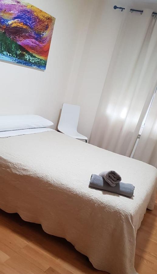 Hotel Javier Pedrouzo Sleeping Group Zewnętrze zdjęcie